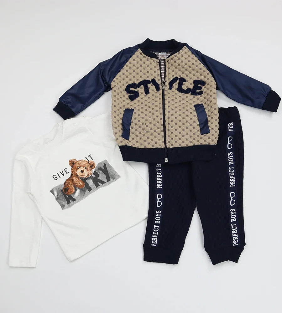 Set bebe din trei piese Style Set bebe din trei piese Style